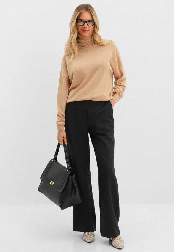 Водолазка Nominee