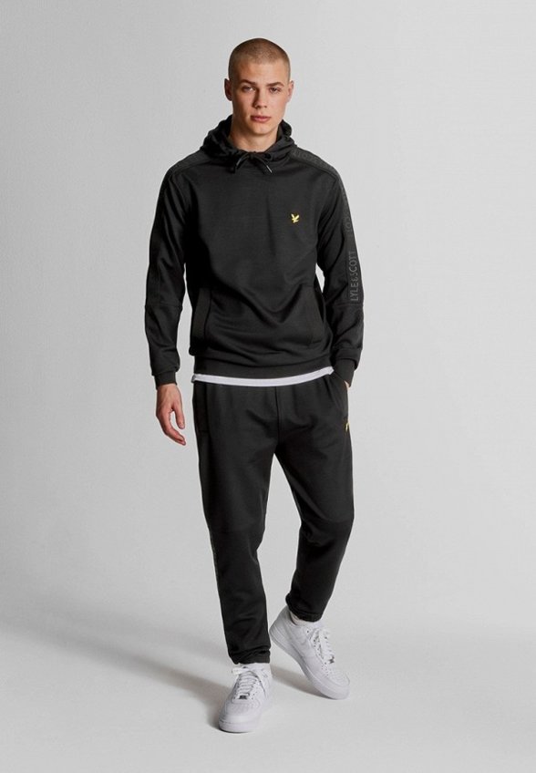 Брюки спортивные Lyle & Scott