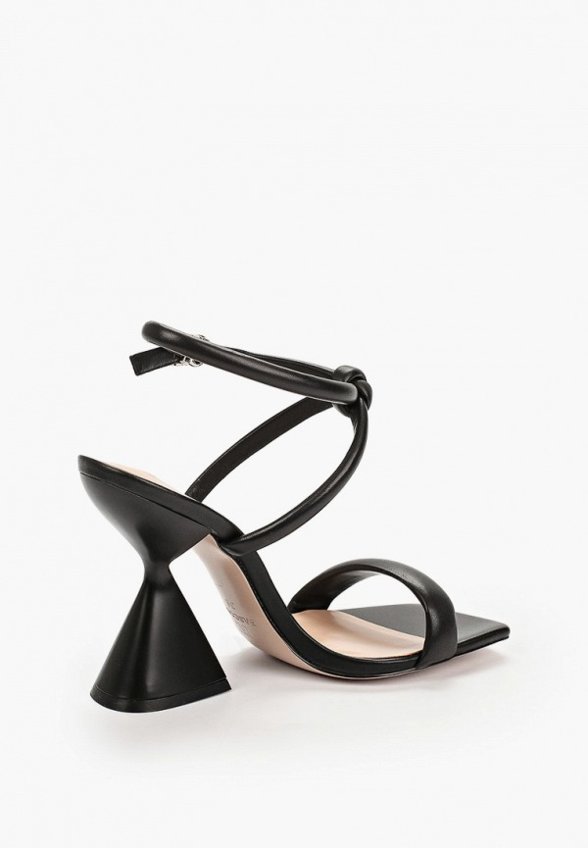 Босоножки Basconi