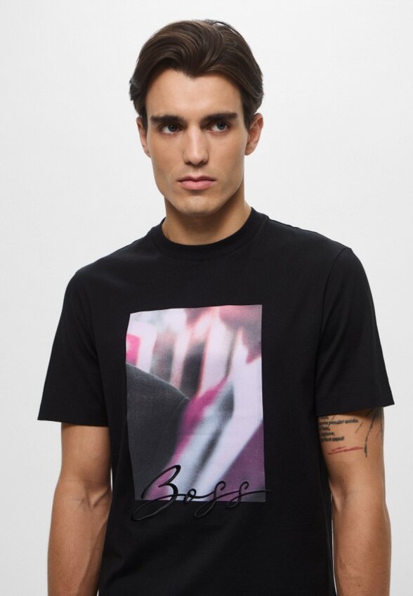 Футболка Boss