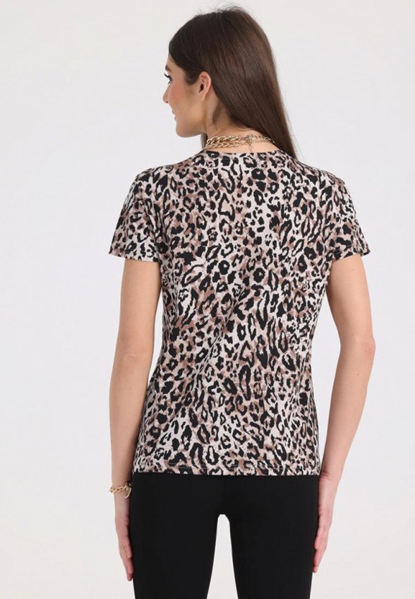 Футболка Апрель