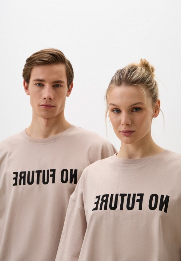 Футболка Fable