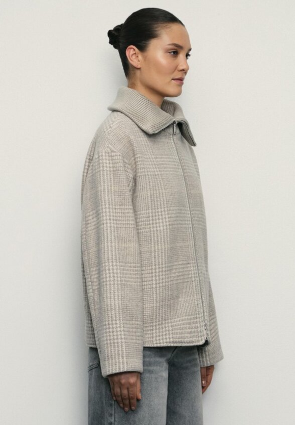 Полупальто Zarina