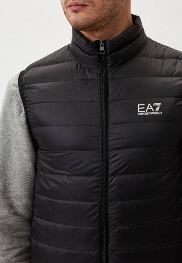 Жилет утепленный EA7