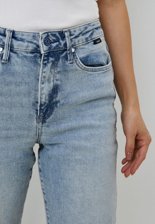 Джинсы Mavi