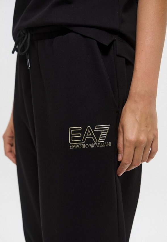 Брюки спортивные EA7
