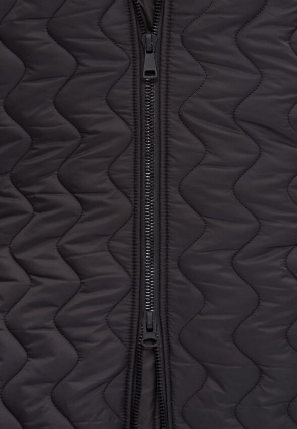 Куртка стеганая Артесса