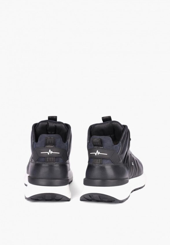 Кроссовки Pulse