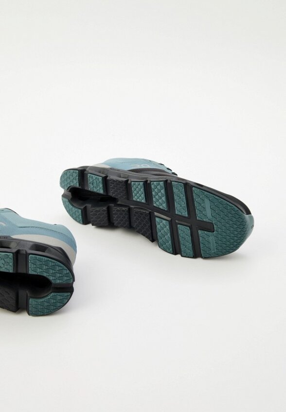 Кроссовки On