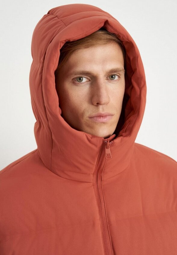 Пуховик Finn Flare