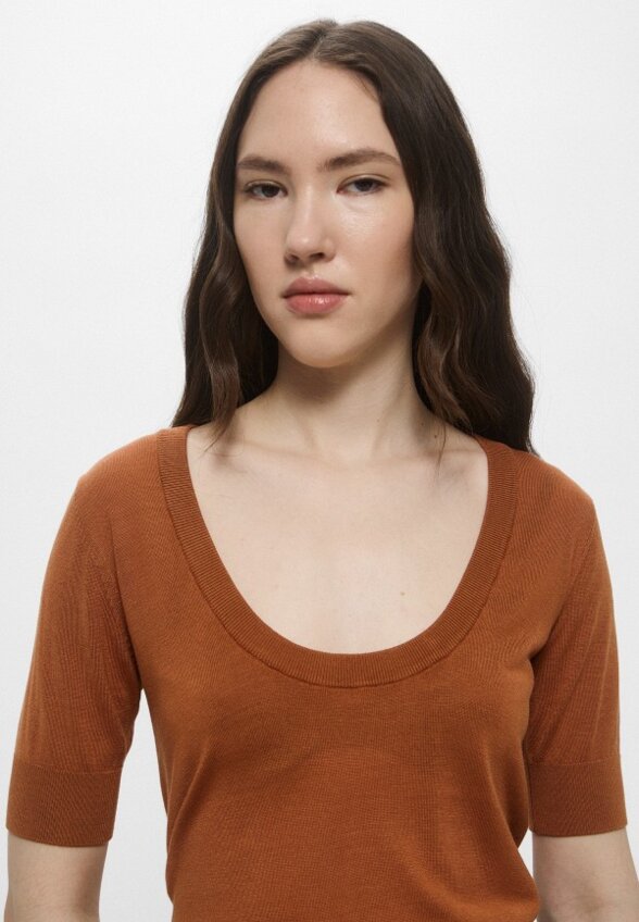 Джемпер Trussardi