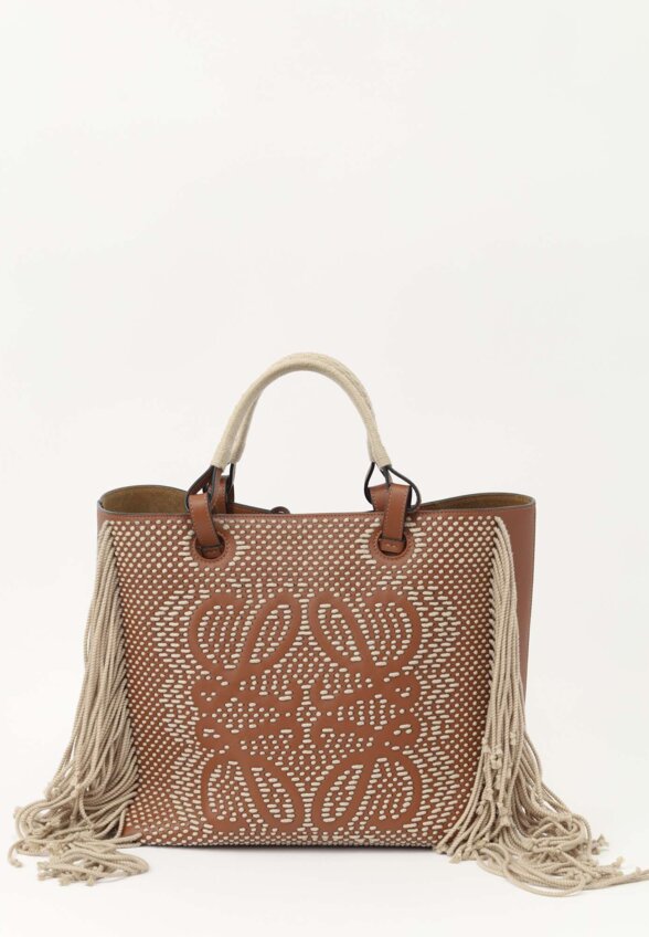Loewe Anagram