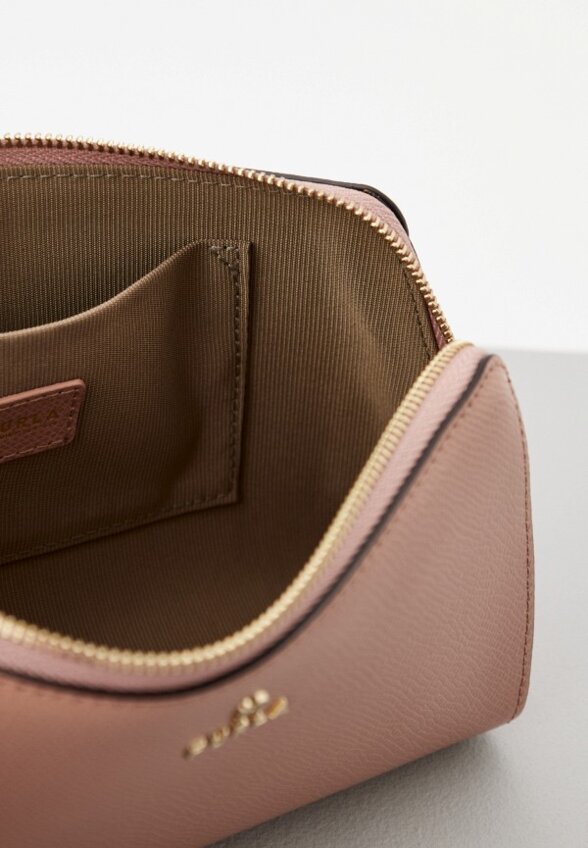 Косметичка Furla