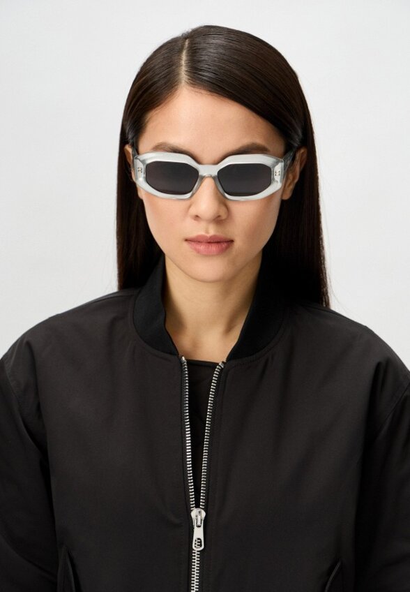 Очки солнцезащитные Karl Lagerfeld