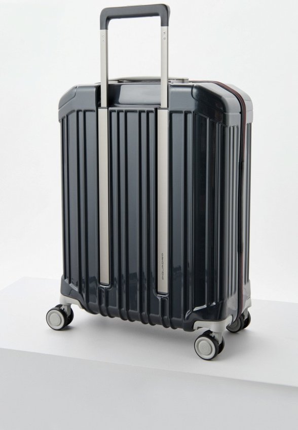 Чемодан Piquadro