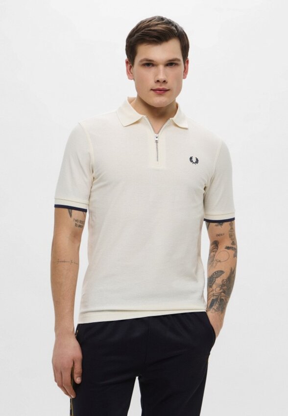 Поло Fred Perry