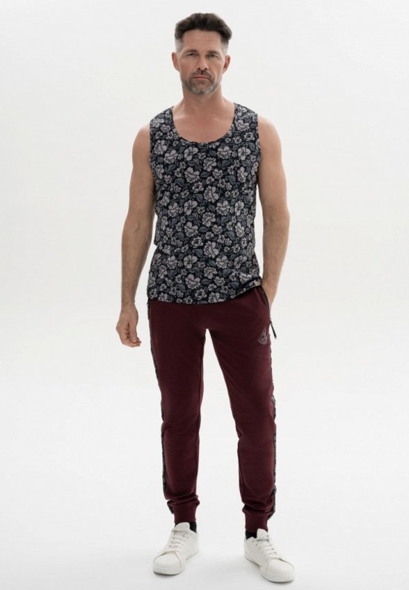 Майка Великоросс