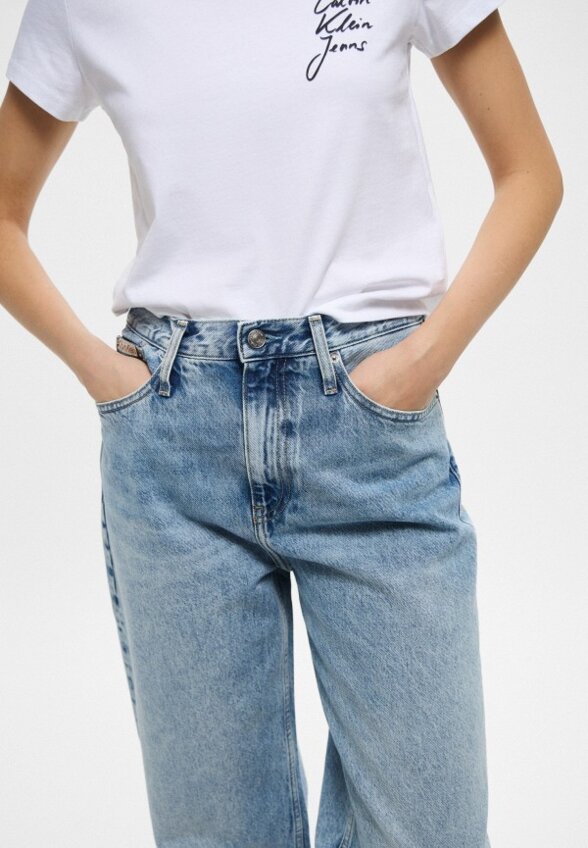 Джинсы Calvin Klein Jeans