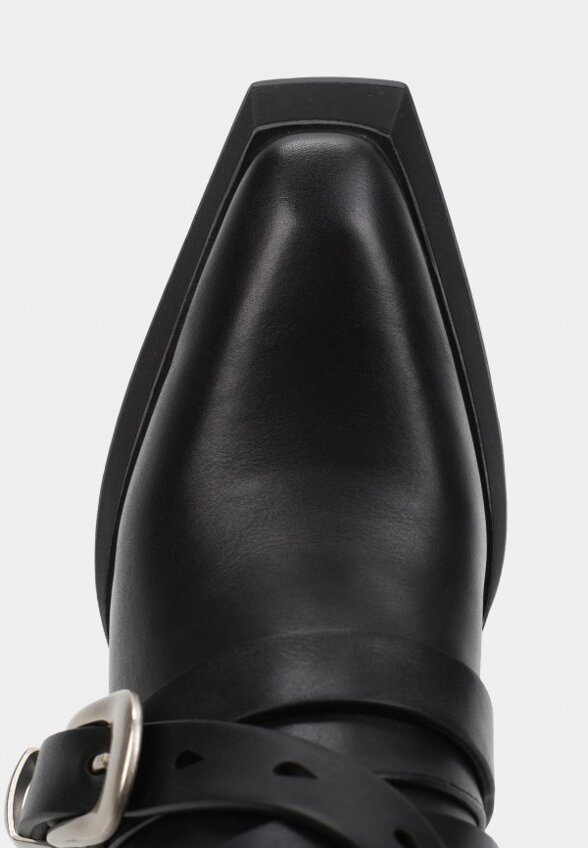 Ботильоны Araz