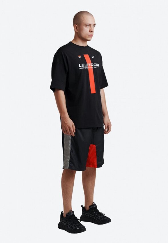 Футболка Levitacia