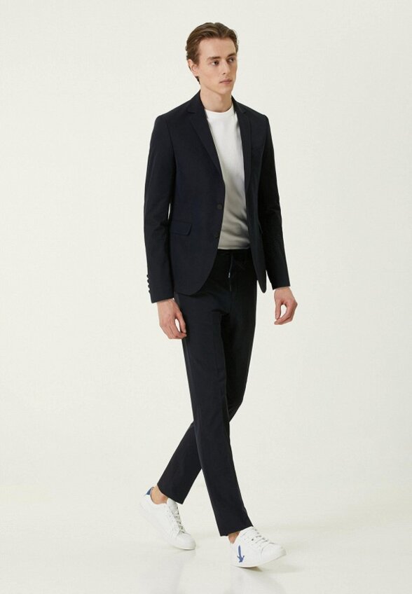 Костюм классический Club