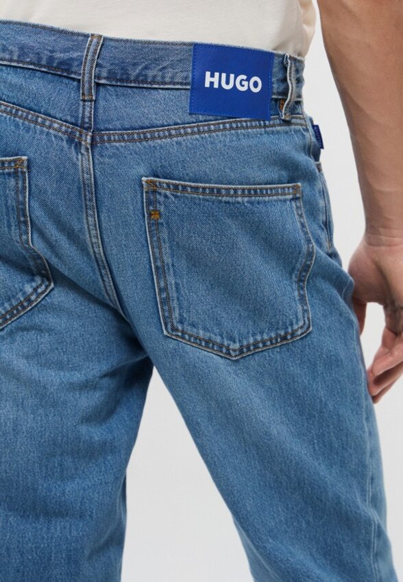 Джинсы Hugo