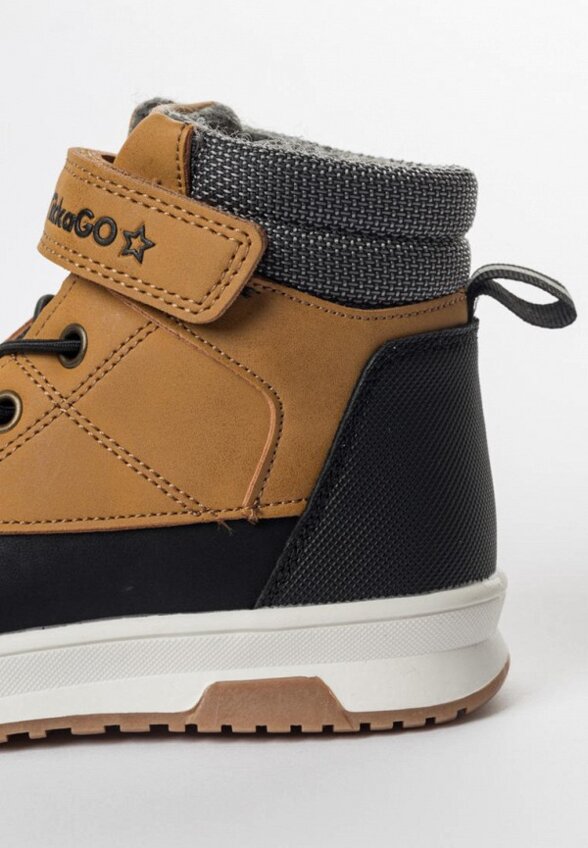 Ботинки Tikkago