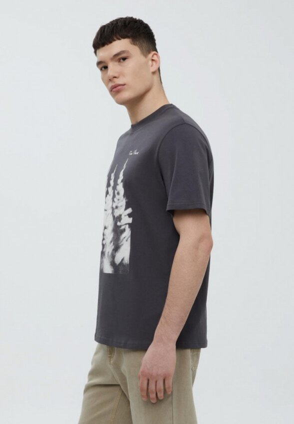 Футболка Finn Flare