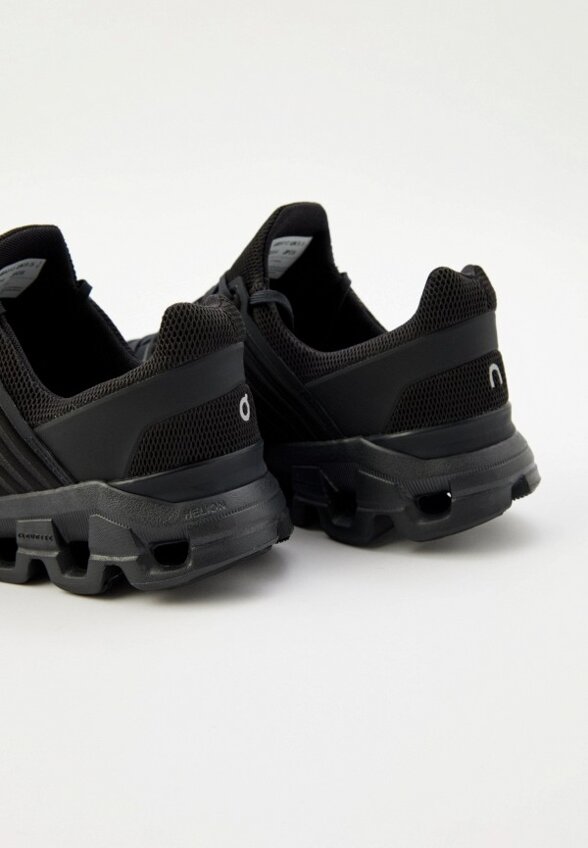 Кроссовки On