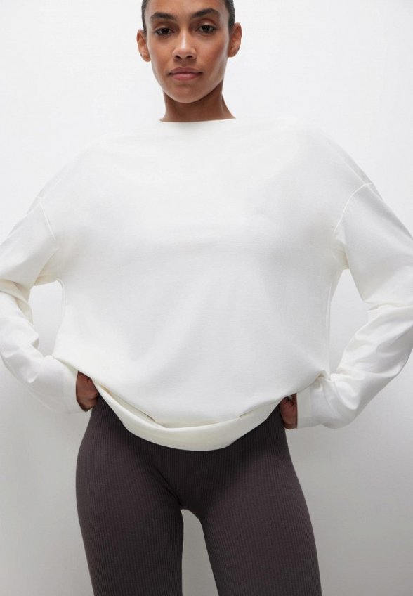 Лонгслив belle you