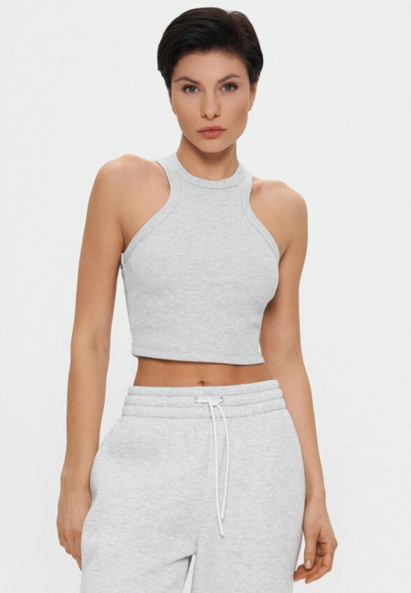 Топ спортивный Neverlate