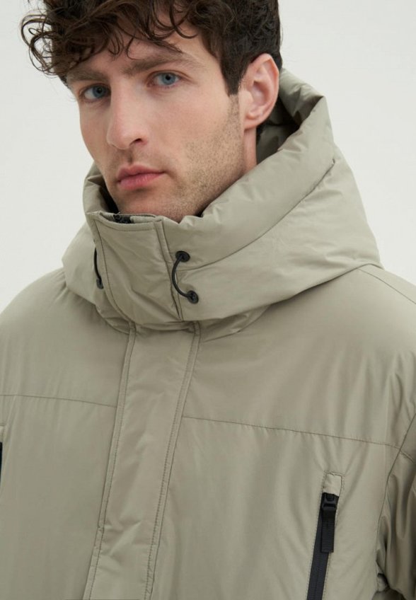 Пуховик Finn Flare