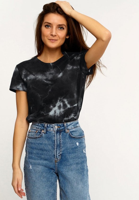 Футболка Апрель