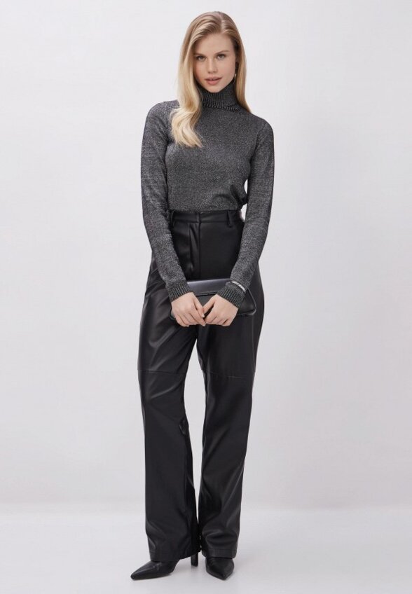 Водолазка Modis