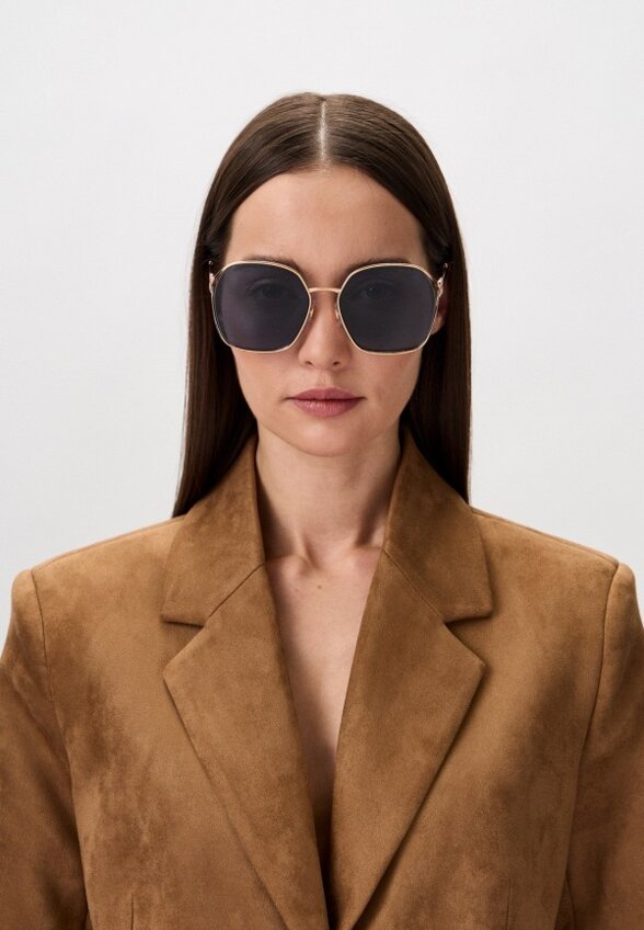 Очки солнцезащитные и цепочка Miu Miu