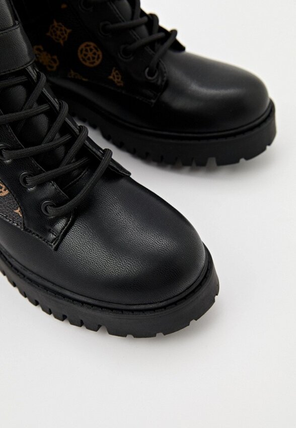 Ботинки Guess