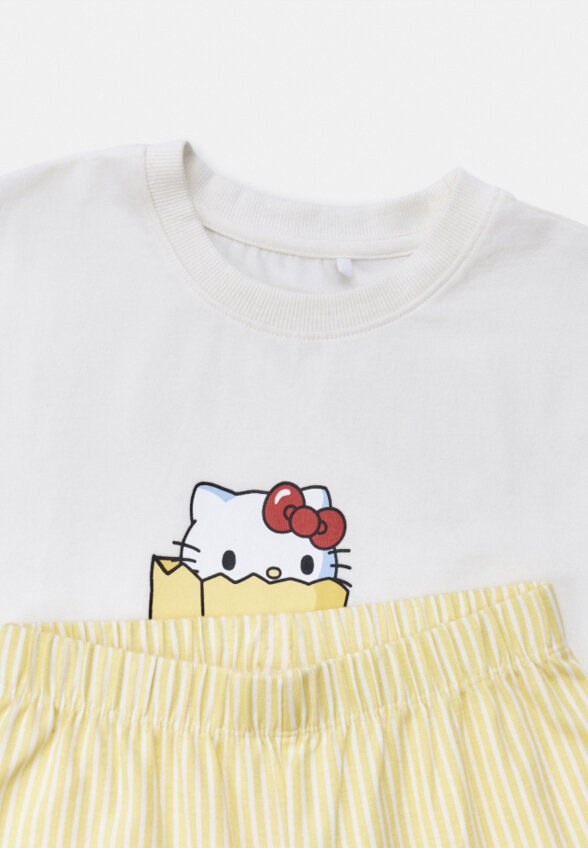 Пижама с принтом Hello Kitty для девочек