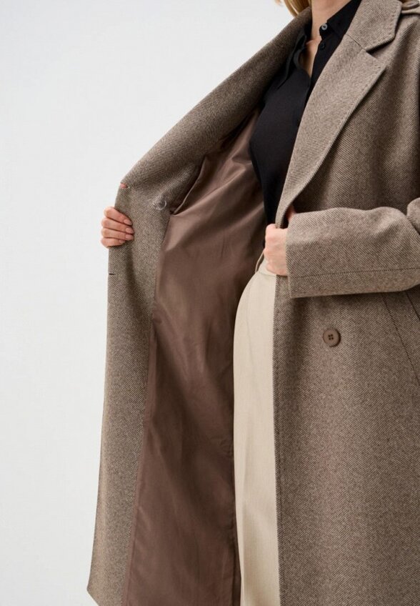 Пальто двубортное Lawinter