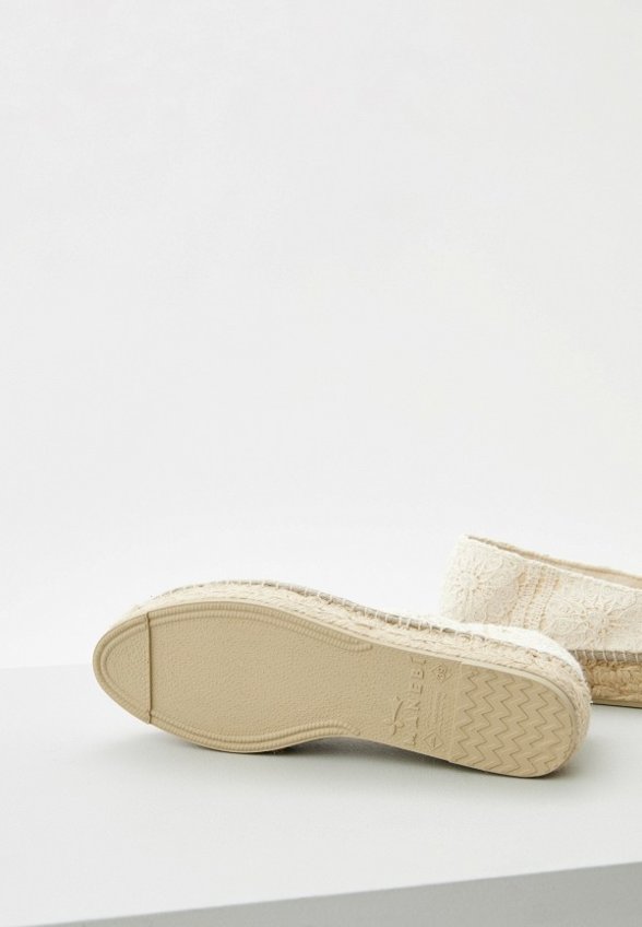 Эспадрильи Manebi