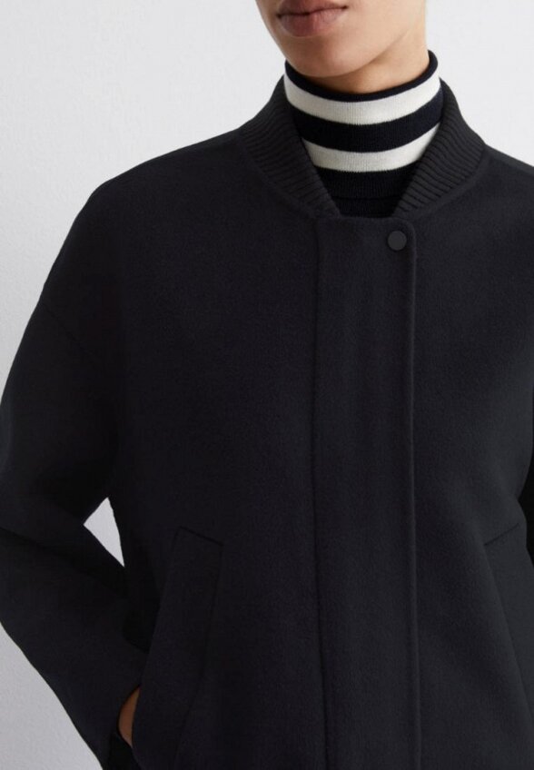 Бомбер Marc O'Polo