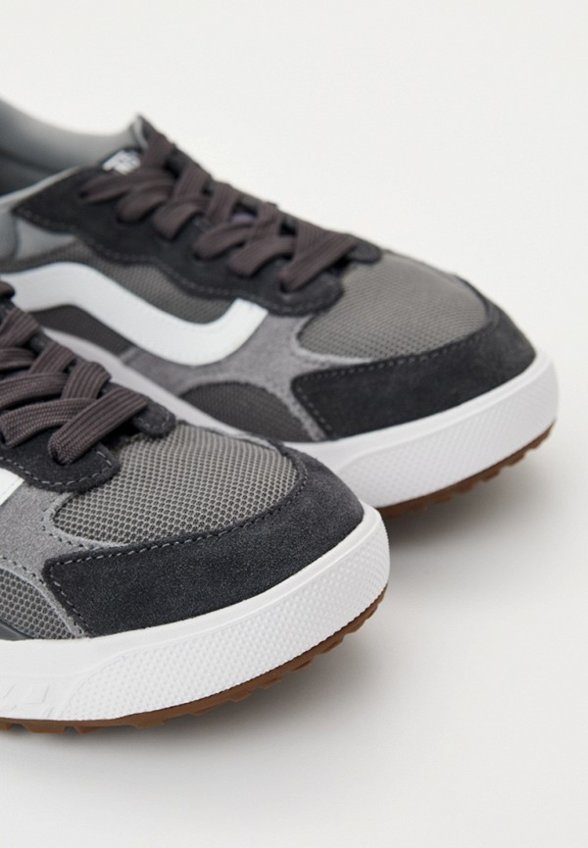 Кроссовки Vans