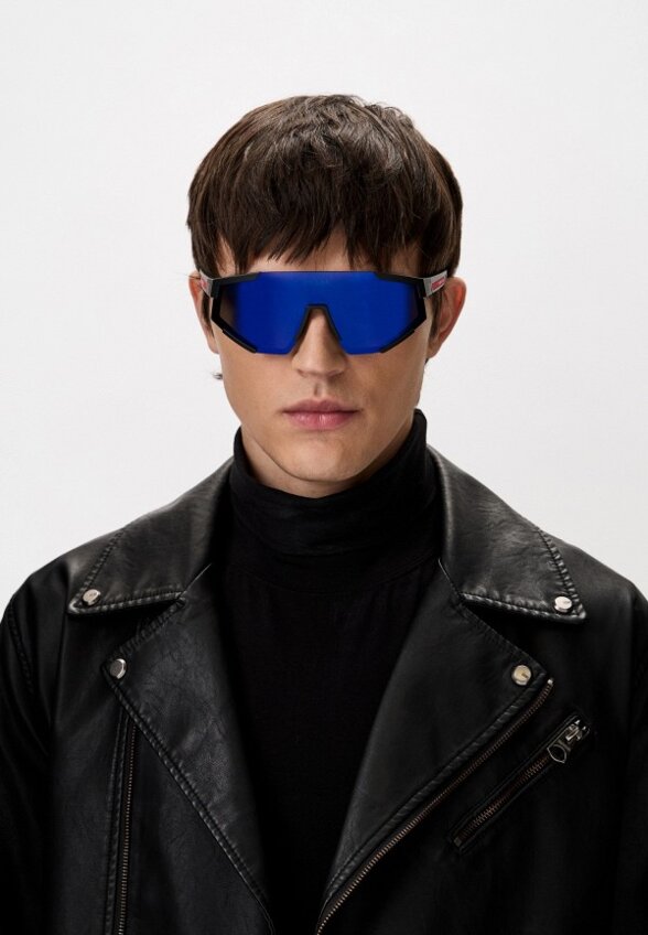 Очки солнцезащитные Prada Linea Rossa