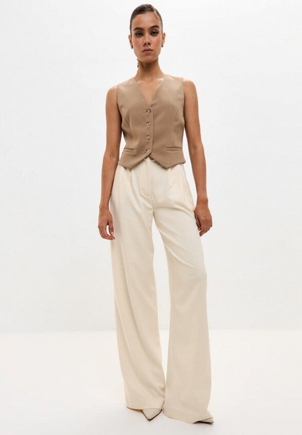 Жилет Suara Femme