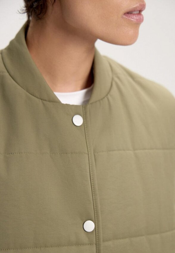 Жилет утепленный Nice One