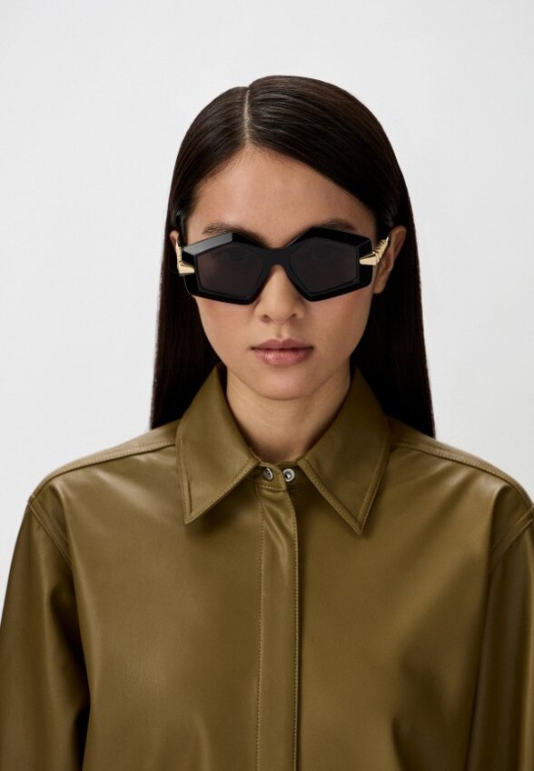 Очки солнцезащитные Bvlgari