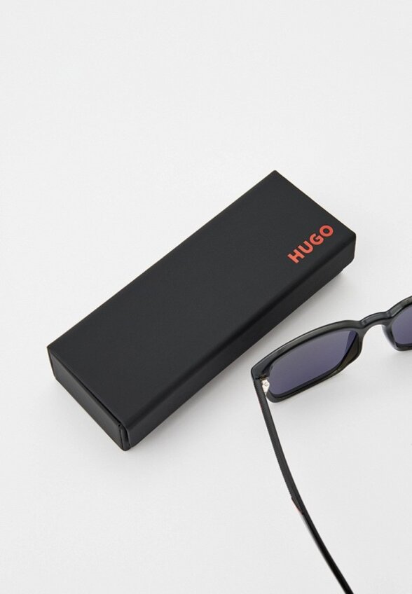 Очки солнцезащитные Hugo
