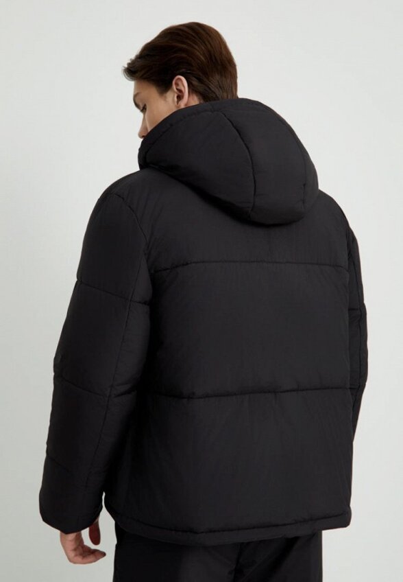 Пуховик Finn Flare