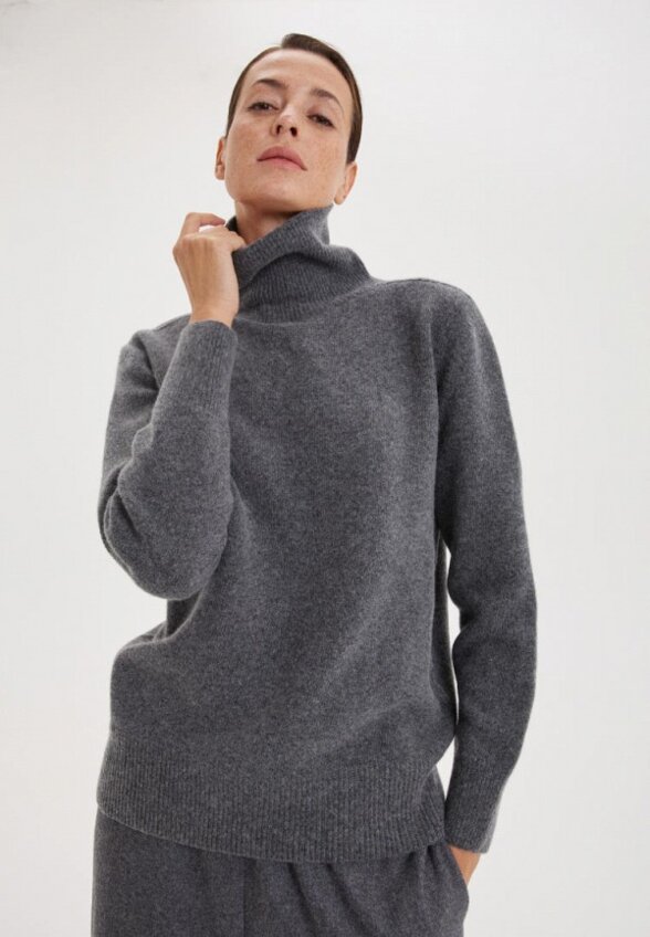 Свитер Bstatement