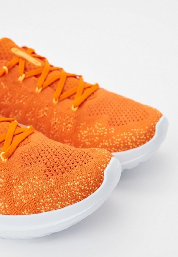 Кроссовки Under Armour