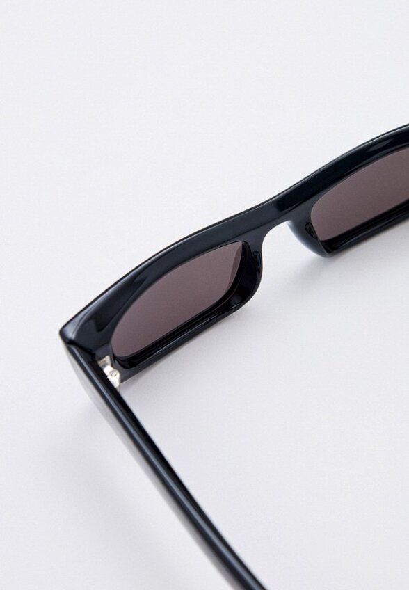 Очки солнцезащитные Saint Laurent